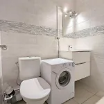 Apartamento Rénové Avec Parking Privatif ,à 2min De La Plage *