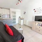 Renove Avec Parking Privatif ,a 2min De La Plage Апартаменти *