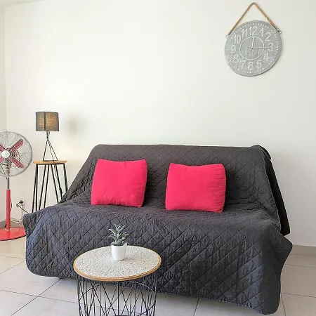 Renove Avec Parking Privatif ,a 2min De La Plage Apartment