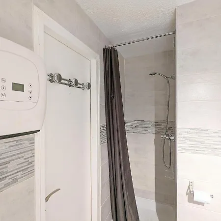 公寓 Renove Avec Parking Privatif ,a 2min De La Plage 阿格德