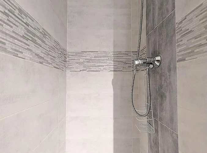 Apartment Renove Avec Parking Privatif ,a 2min De La Plage Agde